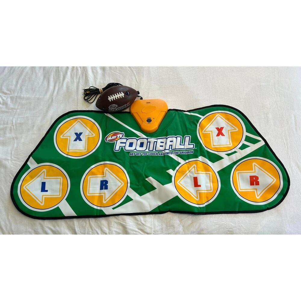 Radica Football 2 Play TV Plug and Play Arcade Video Game 2006 Mattel